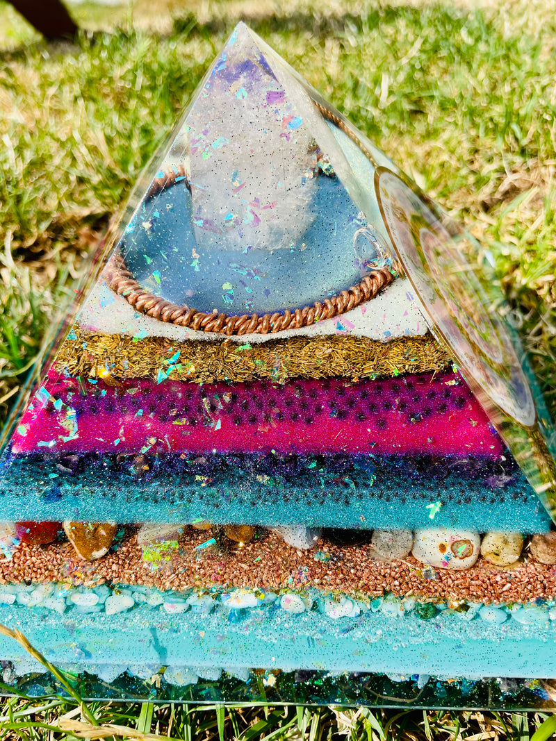 Orgonit Gyza Pyramide „Candy glitter“